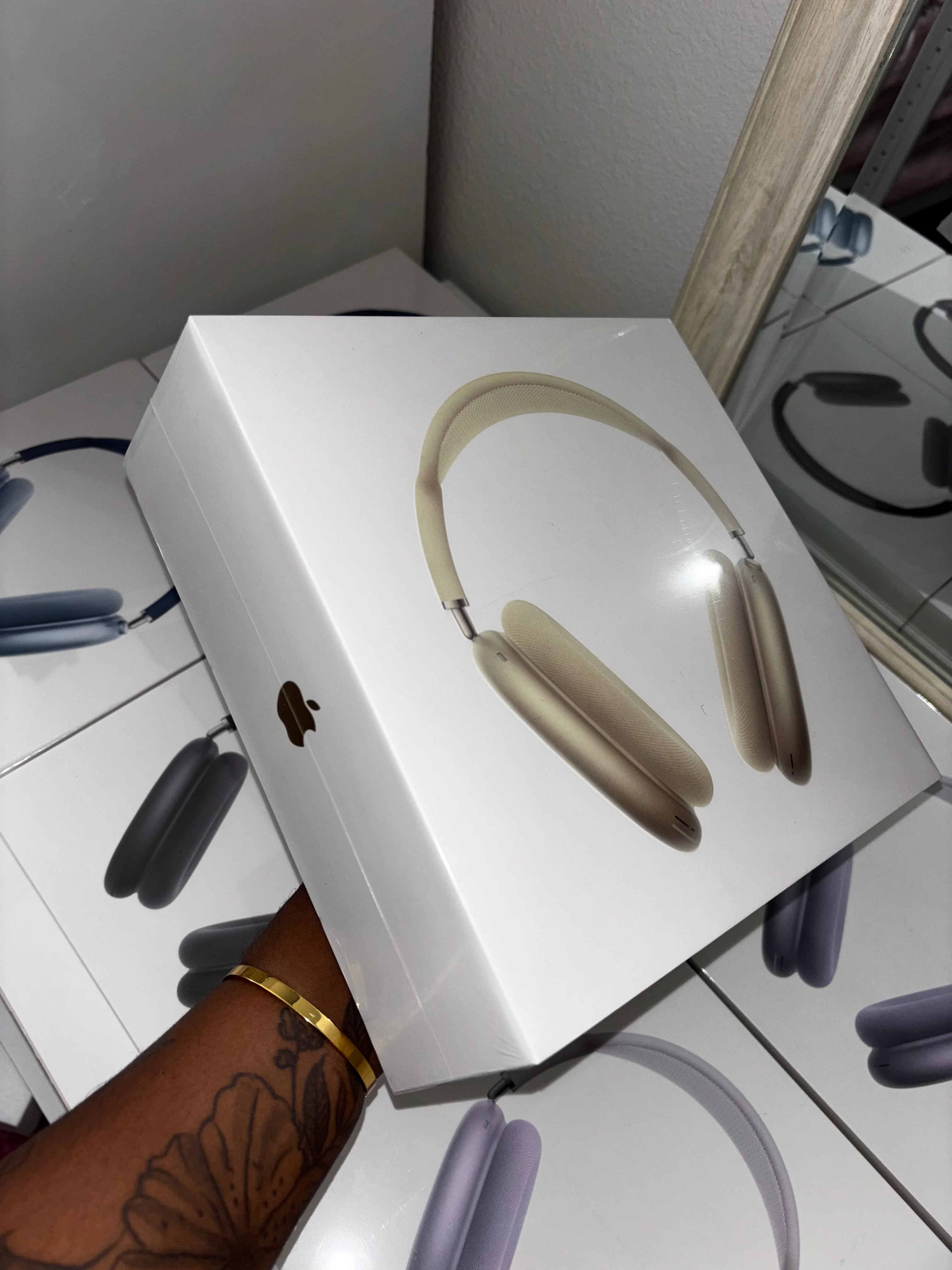 AirPod pro maxes